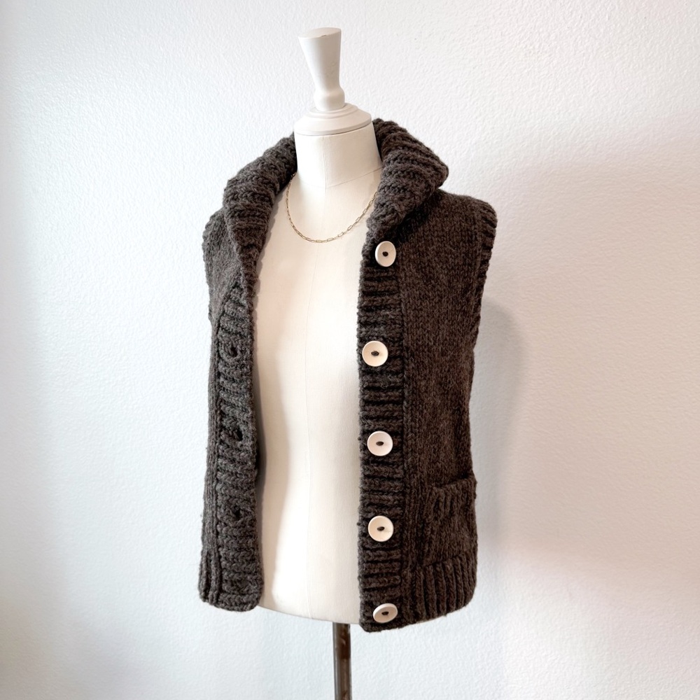 Peru Knit chunky handwoven alpaca vest cardigan Made in Peru